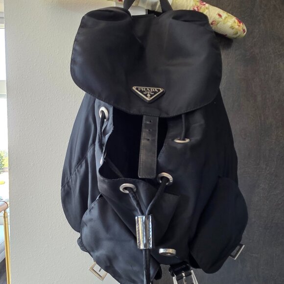 PRADA TESSUTO NYLON BACKPACK AUTHENTIC EXCELLENT CONDITION LARGE - Picture 1 of 7